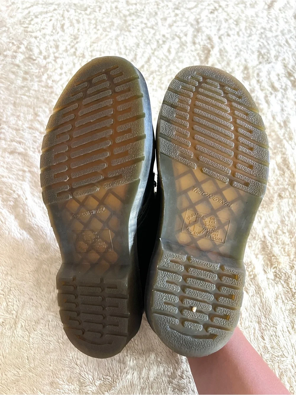 DR. MARTINS Men's Air Wair Black Shoes Size 7